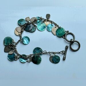 🐚 Genuine Teal Tourquoise Shell and Oxidized Silver Tone Charm Bracelet